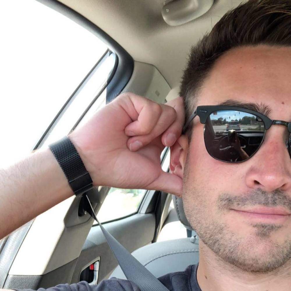 Meet your Posher, Justin